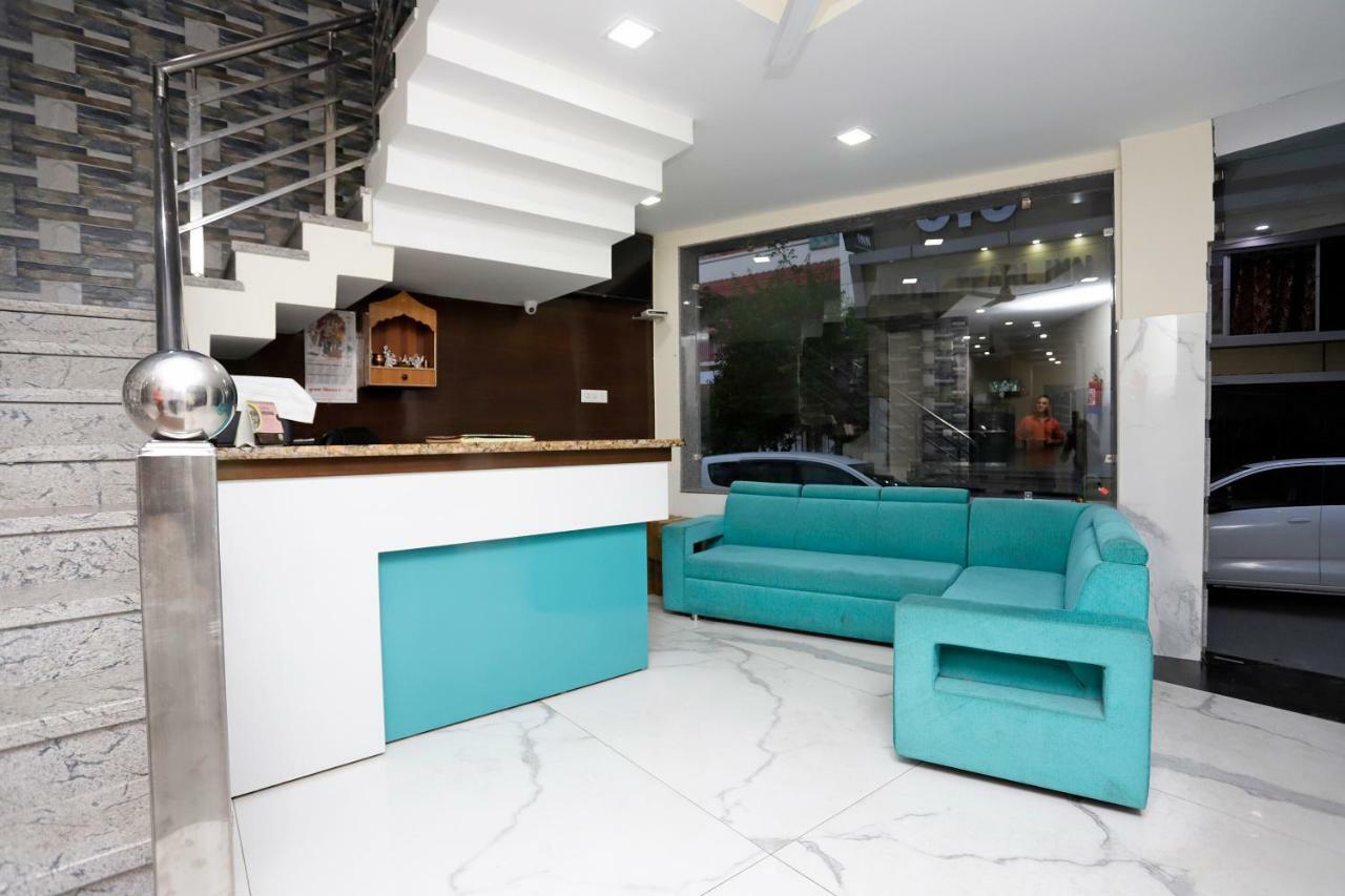 Oyo 39595 Hotel Ray Ban Kankhal Exterior photo